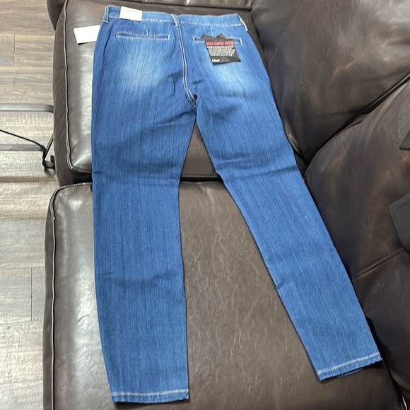CELLO blue jeans brand new! - Picture 3 of 3